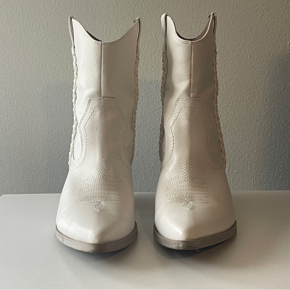 Dolce Vita | White Cowboy Boots - Picture 7 of 12